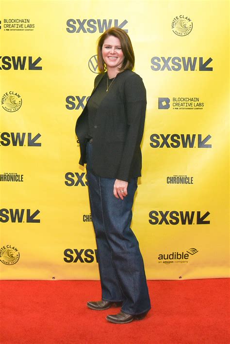 CNN analyst Kasie Hunt gives birth in home bathroom
