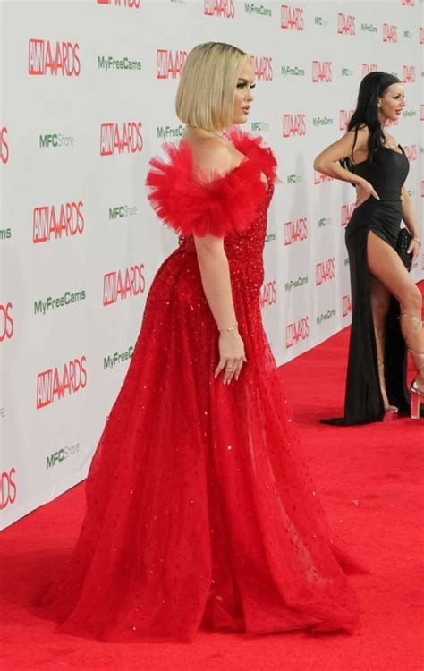 Alexis Texas Attends 2024 AVN Adult Entertainment Expo at Resorts World