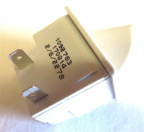 HISENSE FRIDGE DOOR LIGHT SWITCH-2 PIN
