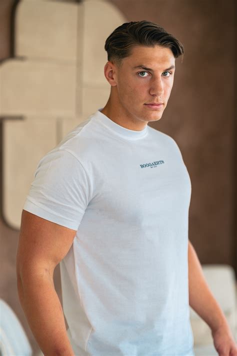 MAX BASIC WHITE