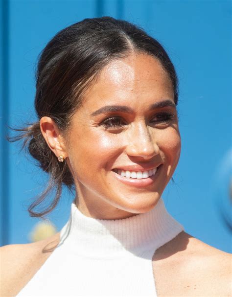This One Tweet From Meghan's Mole Changed EVERYTHING Image 12