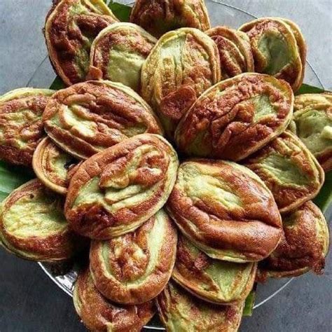 kuih akok crafted  grace  palates  royalty