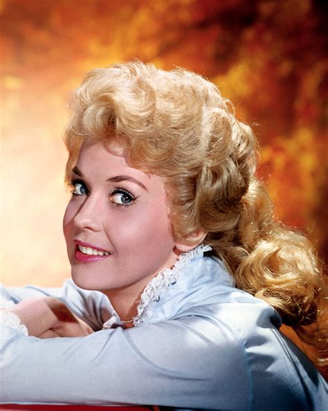 Donna Douglas Dead: Beverly Hillbillies Star Was 81 | TIME