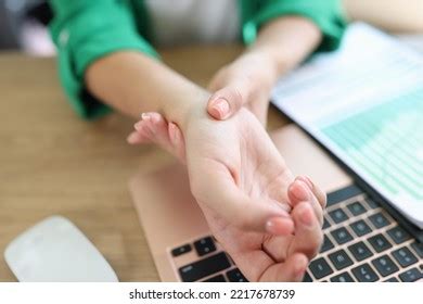 8,020 Sore Wrist Images, Stock Photos & Vectors | Shutterstock 