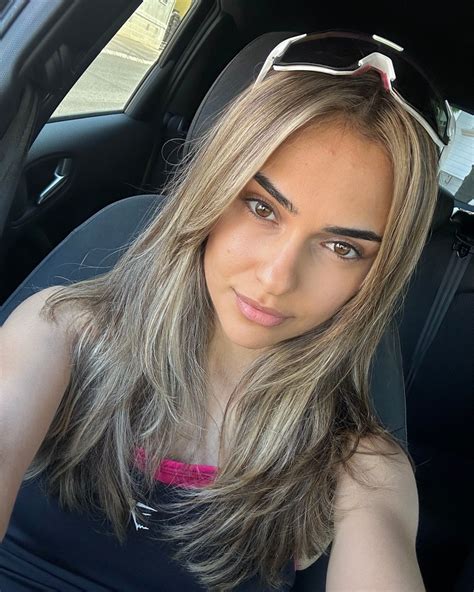Tamara (@tamara_tvl) • Instagram photos and videos