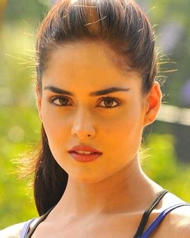 Nathalia Kaur: Age, Photos, Biography, Height, Birthday, Movies, Latest ...