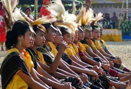 sejarah suku tanimbar suku dunia