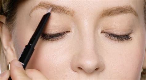 shape  ideal brow   detail  product bobbi brown australia