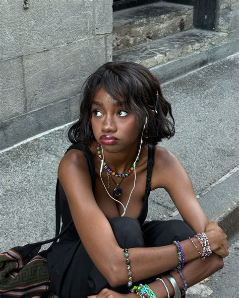 Chichi☆ (@webeecca) • Instagram photos and videos