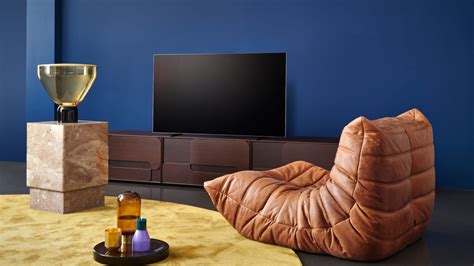 Philips OLED805 4K UHD Android TV boasts incredible images and a ...