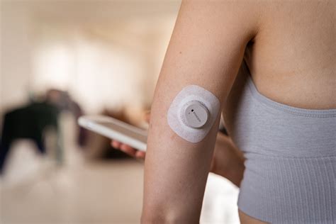 fda clears dexcom   day marking  longest lasting cgm system