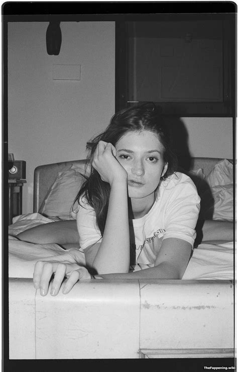 Alicia Davis Nude Pics & Vids - The Fappening