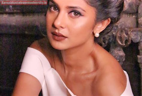 Jennifer Winget Wiki, Biography, Age, Height, Weight, Husband ...