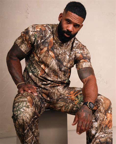 Mike Holston | We dont hide … we blend @santostudios Now available