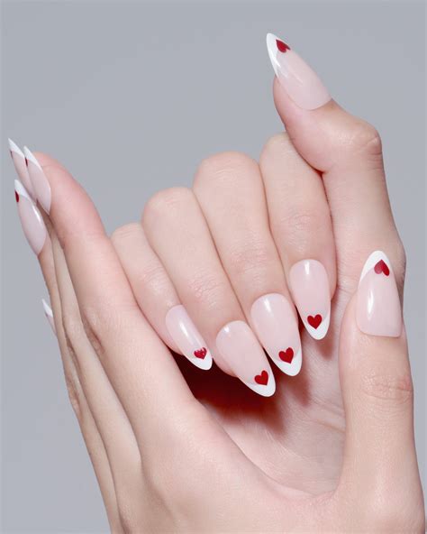 Heartfelt Flutters(Handmade)|manicure|valentine|heart|colourful|glossy