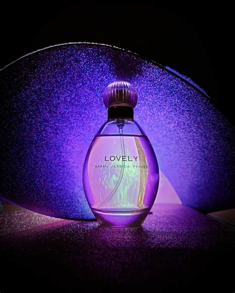 Lovely Sarah Jessica Parker άρωμα - ένα άρωμα για γυναίκες 2005