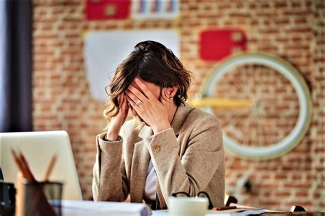Симптомы стресса: как понять, что у вас стресс и как бороться с ним ...