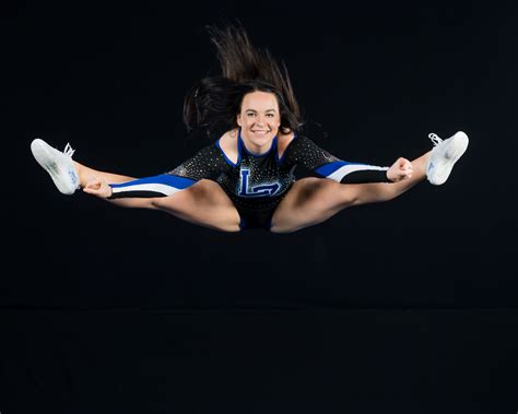 Cheerleader Teams Studio Photoshoot — Ron McKinney Photography
