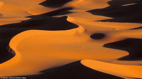 Desert Sand Painting at PaintingValley.com | Explore collection of ...