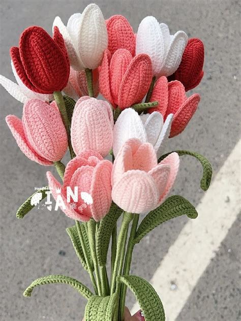 tulip bouquets tulips crochet bouquets flower bouquets knitted