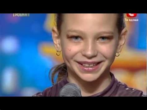 Гибкая Девочка На Украина мое талант!!! - YouTube