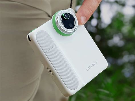 MicroCam X1: Compact 4K camera with 400x microscope now orderable ...