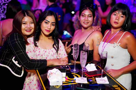 Jalwa Club (Walking Street) - Best & Luxurious Bollywood Night club in