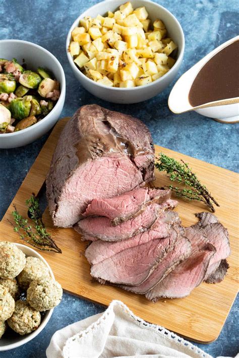 Easy Slow Cooker Roast Beef Recipe - Effortless Foodie
