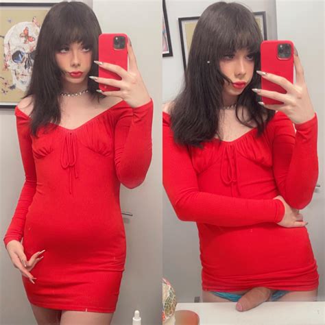 Do you think my big clit is pretty? 🥵 : r/bigdickgirl