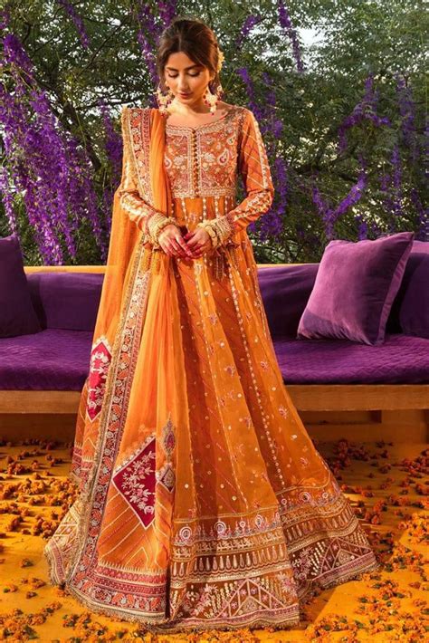 akbar aslam pakistani designer dresses