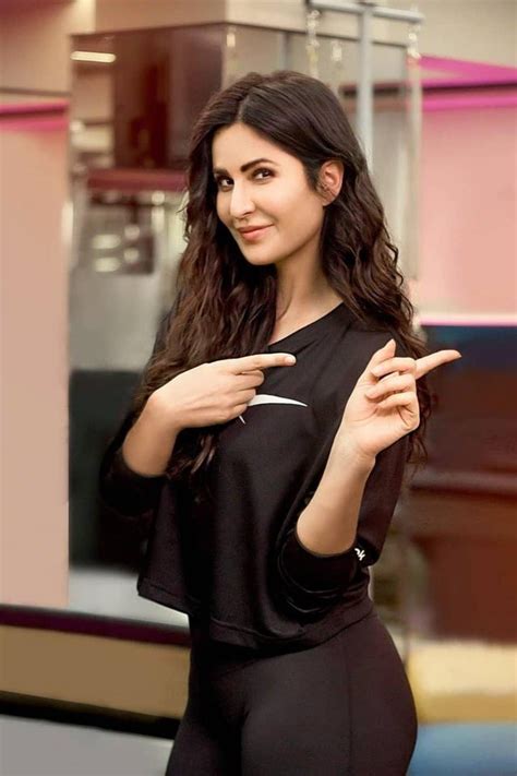 Katrina Kaif Fit Figure : r/katrinakaiffaps