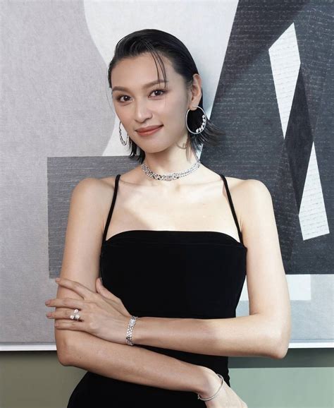 王丹妮激罕派福利 比堅尼上陣狂騷超完美魔鬼身材！ | 最新娛聞 | 東方新地