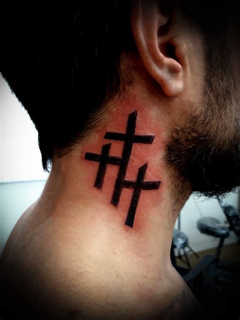 tattoo cross 3d 9