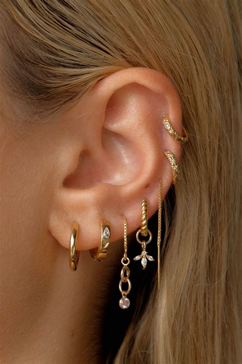 7 Ear Piercing | Minimalist Ear Piercing | Gold Simple Earrings | S-kin