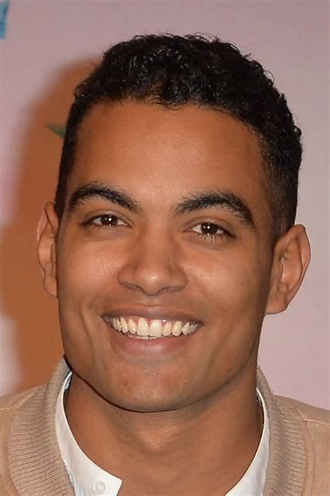 Terence Telle biographie, news, photos, vidéos et avis