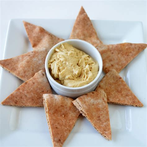 homemade hummus  pita bread  wesley simmons blog