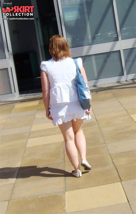 hot closeups  hidden upskirt cam  voyeur upskirt  photo