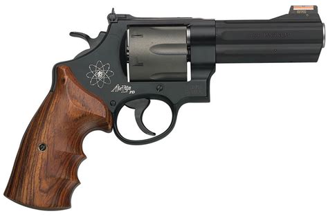 smith wesson model pd  magnum revolver    sight