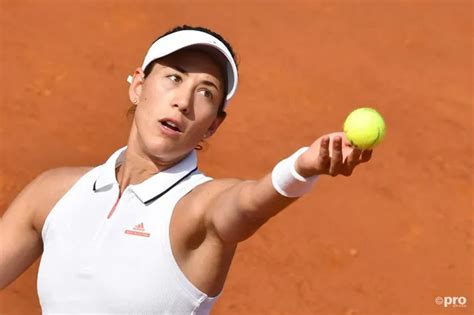Garbiñe Muguruza announces her engagement to boyfriend Arthur Borges