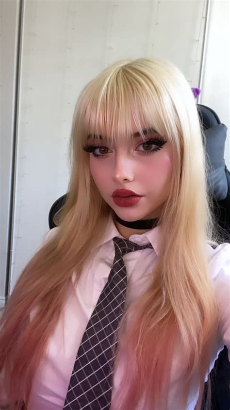 Julia Burch on Twitter: We’re liveeee come hang out with me!!! https