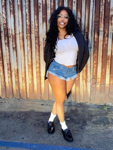 Is SZA Pregnant? The Shocking Truth Revealed! Image 3