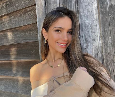 Zara Whites [irtr] : r/BeautifulFemales