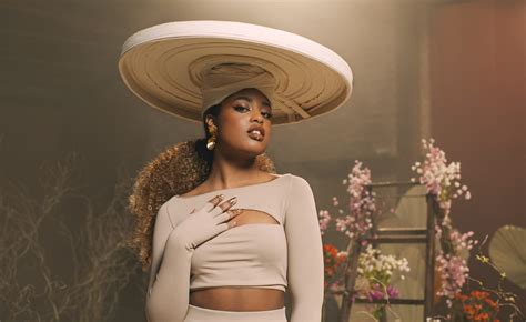 AOS 15 ANOS DE IDADE, MARIAH NALA, NOVA APOSTA DO POP NACIONAL, LANÇA O