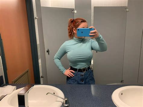 My professor asked me if I was cold lmfao | Scrolller