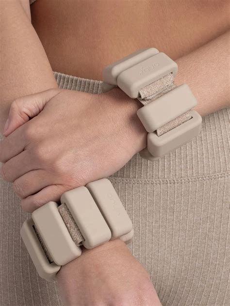 onyx pole and fitness 3