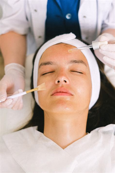 From Head to Toe: The Glam Services You Can Expect at a Salon — The