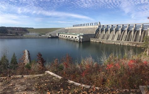 Richard B. Russell Dam, Calhoun Falls SC : r/InfrastructurePorn