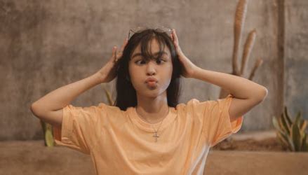 faktor penyebab kondisi mata juling kawan mama
