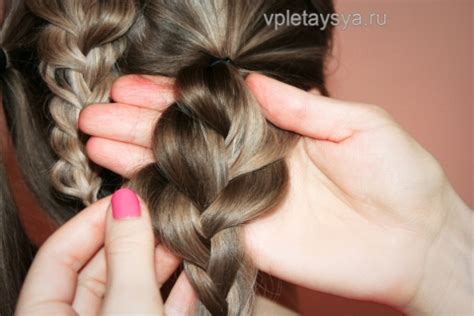 Фотоурок прически из двух косичек по бокам и одной посередине