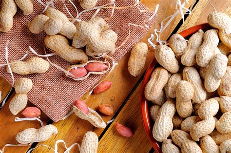 Peanut allergy treatment approved by FDA advisory panel
